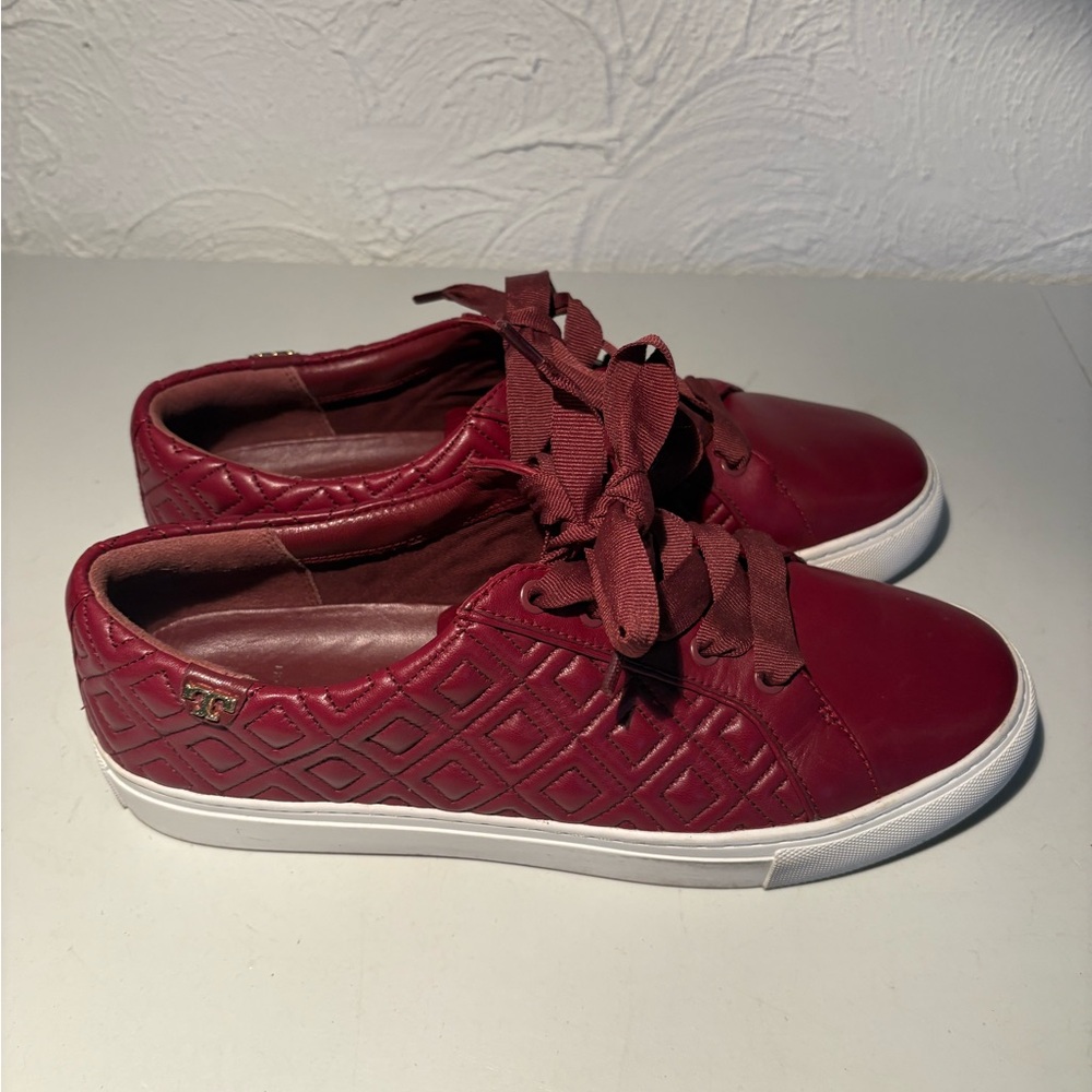 Tory Burch Maroon Red Sneakers with Quilted Geometric Design - Picture 5 of 8